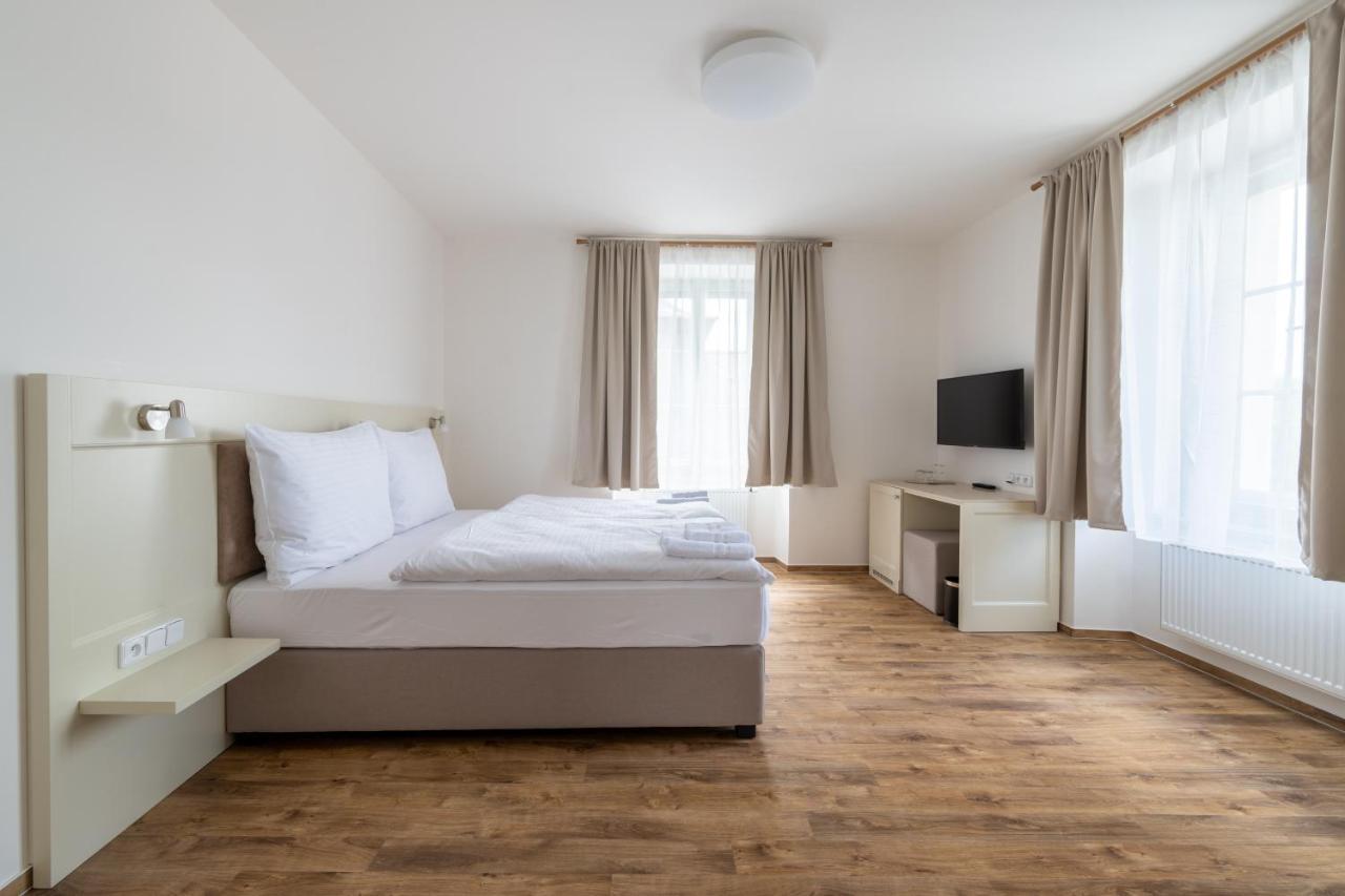 Hotel Barborsky Dvur Kutná Hora Buitenkant foto